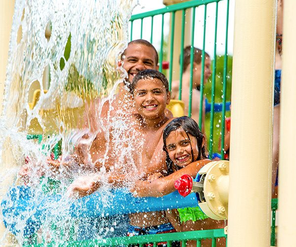 Biggest Water Park in Wisconsin Dells | Noah's Ark WaterPark